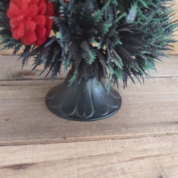 Vtg 1950s Tabletop Plastic Christmas Tree with Red Flocked Ornaments Gold Star - Picture 7 of 10